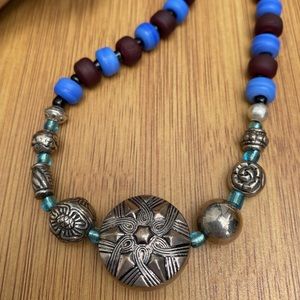 One of a Kind Handcrafted ArtisanWomen’s Frosted Glass Bead Necklace